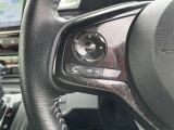 ステアリングに装備されたスイッチで運転中でも楽に音量の操作が可能です♪♪慣れると目線をそらさずに行えますので安全です♪♪