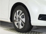 認定中古車では、厳しいHonda認定基準をクリアした厳選されたHonda認定中古車のみ、取り扱っております。「ご購入前の安心」「納車後の信頼」を車両と一緒に提供しております。