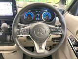 【ステアリングスイッチ】運転中、前方から目線をそらすことなく、オーディオ等の操作が可能な便利機能!安心&快適なドライブを演出してくれます♪