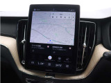 Googleのアプリとサービスがビルトインされ、スマホと同じように車両を直感的に操作できます。Googleマップが統合されており、リアルタイムの交通情報、音声操作によってより早く目的地に到着できます。