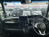 死角のすくない運転席で今まで運転がより安全運転に!!!!