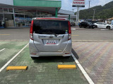 荷物も積めるゆとりもある使い方自由自在の一台です