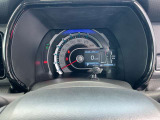 見やすいスピードメーター!運転に集中できます♪