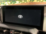 【12.3インチワイドナビ】高級感とインパクトのある大型ワイドナビを装備。各種オーディオ操作はもちろん、横長ワイド画面でのマップ2分割表示など、利便性も高いナビです♪
