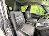 運転席シート廻りは使用感も少なく、良好な状態となっています。丁寧に使われていたことがよくわかりますね。