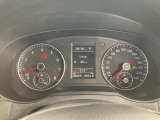 Volkswagen純正インフォテイメントシステム。フォルクスワーゲン車専用に開発された最新のオーディオシステムを採用。多彩な機能で快適なドライビングをサポートします。