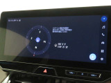 メーカー装着のディスプレイオーディオを装備しております。