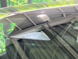【ホンダセンシング】走行中に前方の車両等を認識し、衝突しそうな時は警報とブレーキで衝突回避と被害軽減をアシスト。より安全にドライブをお楽しみいただけます。