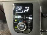 【オートエアコン】 お好みの室温を自動でキープ!大きくて見やすいボタンや画面・アイコンで、操作もとても簡単です。