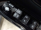 全席オートパワーウィンドウ☆窓の全閉全開が自動で出来るので便利ですよ♪