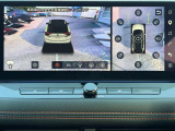 ディスプレイからのカメラ視点を変更することで、状況に合わせて運転席からの死角もカバーできます♪