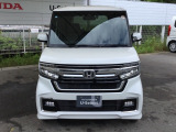 お客様に安全で快適なカーライフをお送りいただくために、中古車にも高いレベルの品質基準を設け、その基準に従って、全ての中古車について納車前整備を実施しています。