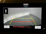 バックガイドモニターで、後方を確認しながら安心して駐車することができます。運転初心者も熟練者も必須の機能ですよ!