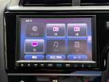 【オーディオソース】ラジオはもちろんCD、フルセグ、DVD、Bluetooth、USB、SDほか多彩な機能を装備しております