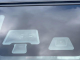 【エマージェンシーブレーキ】走行中に前方の車両等を認識し、衝突しそうな時は警報とブレーキで衝突回避と被害軽減をアシスト。より安全にドライブをお楽しみいただけます。