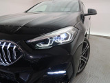 安心のBMW認定中古車は100項目の箇所を徹底的にチェック致します。機械的な箇所や電気系、コンピューターなどをご納車前に点検し、交換基準に達した部品は全て新品に修理返品した後にご納車致します。
