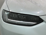 LEDヘッドライトは、点灯の瞬間から最大光量を発揮し、突然暗くなるトンネルなどでの安定感を高めます。