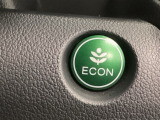 ★ECONスイッチ★ エコドライブを加速しよう!スイッチをONにすると、運転の仕方によるロスを抑え込み燃費をよくするようクルマが頑張ります(*^ー^*)燃費向上にチャレンジ♪