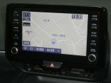 【8インチ純正ナビ】純正ナビを装備。タッチパネル式で使いやすく、詳細地図により目的地をピンポイントで設定できます。初めての道でも迷いにくく、ロングドライブも快適ですよ♪