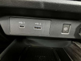 【キーパーコーティング】本当にツヤが良くなって、約束どおりに効果が持続する稀有なカーコーティングを用意しました。コーティングした後は、お好きな時に洗っていただくだけで、ずっとキレイが続きます。