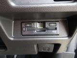 ETCももちろん搭載。いちいち料金所で停車する必要なんて当然ないです。スムーズにストレスなくドライブをお楽しみください。(※支払総額にセットアップ費用は含まれておりません。)