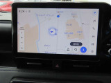 (10.5インチディスプレイオーディオ)スマホと車をつなぐことで色々なサービスを楽しめます。