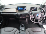 BMW認定中古車は保証も充実しております。2年間もしくは、1年間の保証に加え、最大4年間までの保証延長も可能でございます(対象車種限定)!充実の保証で、安心してお車をご利用いただけます