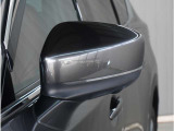 【ドアミラーウインカー】格好良さだけではなく対向車両からの視認性もよく安全に走行する為の安全装備のひとつです。