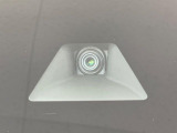 【三菱e-Assist】走行中に前方の車両等を認識し、衝突しそうな時は警報とブレーキで衝突回避と被害軽減をアシスト。より安全にドライブをお楽しみいただけます。