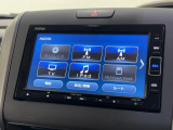 【オーディオソース】ラジオはもちろんCD、フルセグ、DVD、Bluetooth、USB、SDほか多彩な機能を装備しております