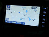 目的地をセットして迷わず目的地にGO!※地図更新(有料)をすることにより新しい道を案内する事が出来ます。【製造年式により、地図の更新(有料)が出来ない物もあります。】
