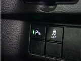 ◆パーキングセンサー◆車庫入れの時などに近くに障害物がある場合、障害物までの距離を音で知らせてくれます。