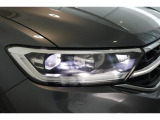 LEDヘッドライト+LEDテールランプ付き。高い視認性を確保しながら、消費電力の少なさと長寿命を実現させた次世代のライトです。