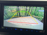 【バックカメラ】駐車時に後方がリアルタイム映像で確認できます。大型商業施設や立体駐車場での駐車時や、夜間のバック時に大活躍!運転スキルに関わらず、今や必須となった装備のひとつです!
