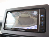 お車選びをお楽しみ頂けるよう、在庫車の展示スペースを十分に確保しております。