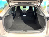 後席を格納すると、これだけの広さが!シーンに合わせたシートアレンジで、大きな荷物も積むことが出来ます♪