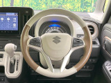 【純正革巻きステアリング】上質な革を使用することで、手にしっかり馴染みとても運転しやすいハンドルです♪