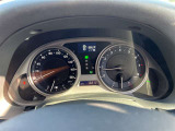 整備スタッフは国家資格を持つプロの整備士です。車検の受入/中間/完成検査と保安基準発行のすべても自社で行います。