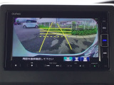 バックモニター付きで、車庫入れやバック時の後方確認をしっかりサポート。モニターに映し出される映像で死角も確認しやすく、狭い場所での駐車や後退時の操作をより安心して行えます。
