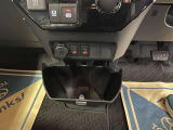 運転席・助手席シートヒーター付き♪お尻や腰回りを温めてくれますよ(^^♪