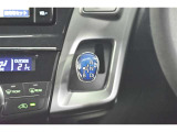トヨタならではの「3つの安心」をセットにした『トヨタ認定中古車』です。「まるごとクリーニング」「車両検査証明書」「ロングラン保証」付き。