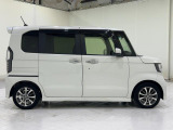 【ご納車前整備付】ご成約からご納車までの間に、系列整備工場にて、法定12ヶ月点検または車検整備を実施致します!必要消耗品はもちろん交換しますのでご安心下さい。整備代や消耗品代は車両本体価格に含まれます