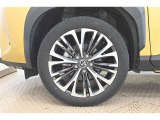 【アルミホイール】純正なので車に似合うデザインになっています。スタッドレスタイヤもご相談下さい。