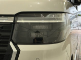LEDヘッドライトは、点灯の瞬間から最大光量を発揮し、突然暗くなるトンネルなどでの安定感を高めます。