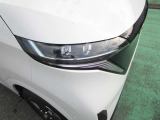 LEDヘッドランプ・・・ハロゲンランプに比べて非常に明るいので、夜間走行時の視認性がアップします。