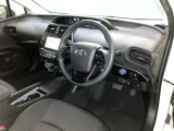分かりやすく操作しやすい運転席まわりです☆