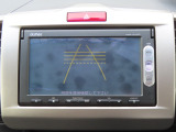 【バックカメラ装備済み】駐車の際の心強い味方!ガイドを見て確認しながら駐車できるので安全です。
