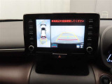 バックモニターを装備しています。車庫入れ時等に車両後方が確認出来るのでとても便利です。