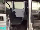 乗車人数や荷物の量、車内での過ごし方に合わせて、シートのレイアウトを変更できます。