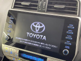 【メーカー純正ナビ】インテリアに溶け込むスタイリッシュな「専用設計」メーカーナビを装備♪視認性や操作性など基本性能にも優れ、より上質なカーライフをお楽しみいただけます。